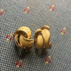 Givenchy Gold and Silver Knot Clip On Earrings👝